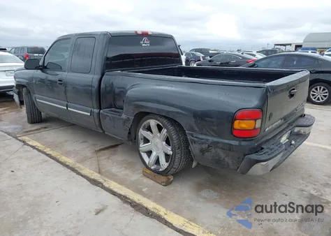 2004 Chevrolet Silverado 1500 Ls z USA, uszkodzony, nr VIN 1GCEC19V74Z120221